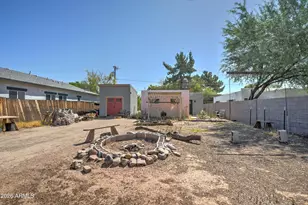 2033 N 22nd Pl, Phoenix, AZ 85006 - Photo 1