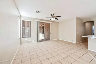 6222 W Wikieup Ln, Glendale, AZ 85308 - Photo 12