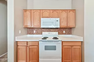 6222 W Wikieup Ln, Glendale, AZ 85308 - Photo 10