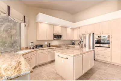 16015 N 66th Street, Scottsdale, AZ 85254 - Photo 10