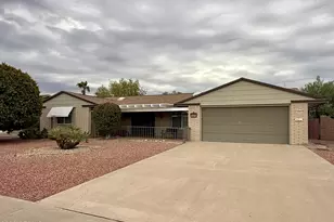 14201 N Boswell Blvd, Sun City, AZ 85351 - Photo 1
