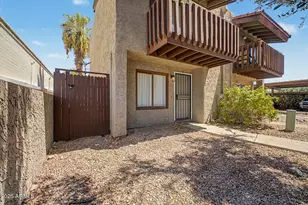 2815 N 52nd St, Phoenix, AZ 85008 - Photo 2