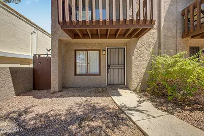 2815 N 52nd Street #3, Phoenix, AZ 85008 - Photo 1