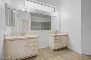 907 E Gary Ln, Phoenix, AZ 85042 - Photo 22