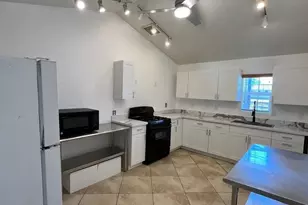 1613 W Mountain View Rd, Phoenix, AZ 85021 - Photo 4