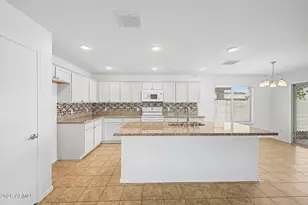 726 W Jardin Dr, Casa Grande, AZ 85122 - Photo 12