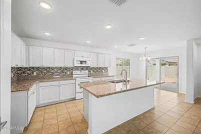 726 W Jardin Drive, Casa Grande, AZ 85122 - Photo 12