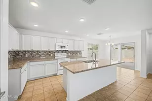 726 W Jardin Dr, Casa Grande, AZ 85122 - Photo 12
