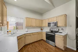 14574 W Bison Path, Surprise, AZ 85374 - Photo 12