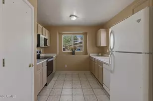 4053 W Villa Linda Dr, Glendale, AZ 85310 - Photo 10