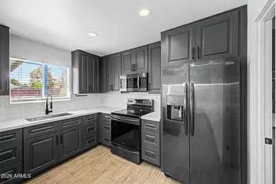 5813 S College Avenue, Tempe, AZ 85283 - Photo 14