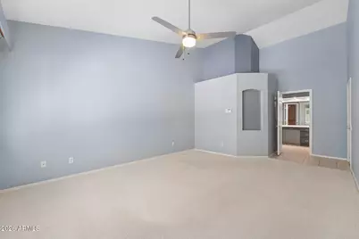 3301 E Behrend Drive, Phoenix, AZ 85050 - Photo 12