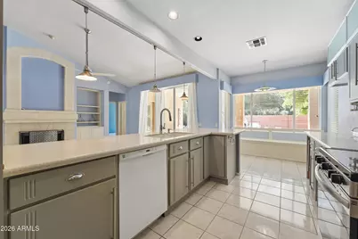 3301 E Behrend Drive, Phoenix, AZ 85050 - Photo 8