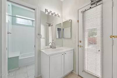 3301 E Behrend Drive, Phoenix, AZ 85050 - Photo 18
