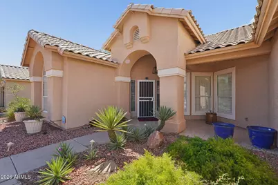 3301 E Behrend Drive, Phoenix, AZ 85050 - Photo 2