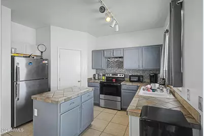1310 S 121st Lane, Avondale, AZ 85323 - Photo 6