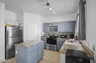 1310 S 121st Ln, Avondale, AZ 85323 - Photo 6