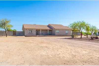 23128 W Hammond Lane, Buckeye, AZ 85326 - Photo 2