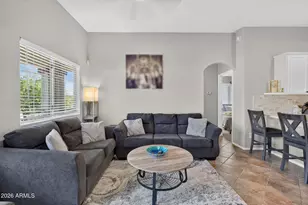 2725 E Mine Creek Rd, Phoenix, AZ 85024 - Photo 12