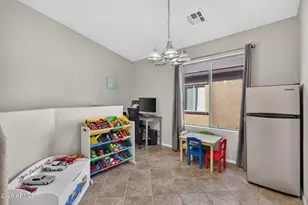 2725 E Mine Creek Rd, Phoenix, AZ 85024 - Photo 8