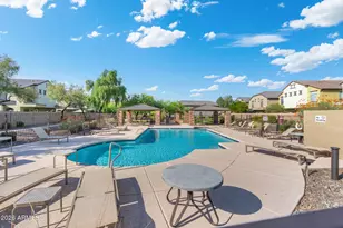 2725 E Mine Creek Rd, Phoenix, AZ 85024 - Photo 28