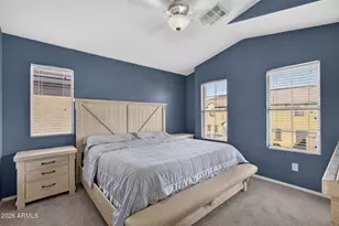 2725 E Mine Creek Rd, Phoenix, AZ 85024 - Photo 14