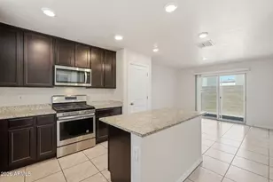 3923 S 82nd Dr, Phoenix, AZ 85043 - Photo 10