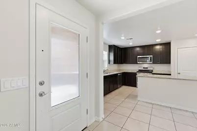 3923 S 82nd Drive, Phoenix, AZ 85043 - Photo 4