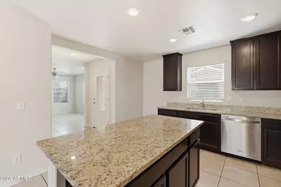 3923 S 82nd Drive, Phoenix, AZ 85043 - Photo 12