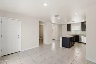 3923 S 82nd Dr, Phoenix, AZ 85043 - Photo 16