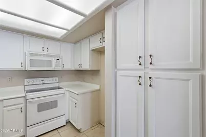 9705 E Mountain View Road #1034, Scottsdale, AZ 85258 - Photo 12