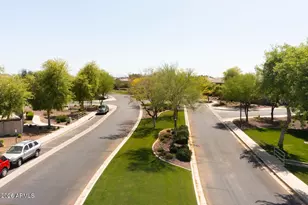 1937 W Busoni Pl, Phoenix, AZ 85023 - Photo 36