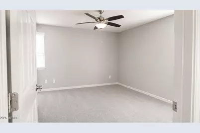 1937 W Busoni Place, Phoenix, AZ 85023 - Photo 10