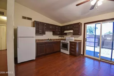 3120 N 67th Lane #Apt 93, Phoenix, AZ 85033 - Photo 4