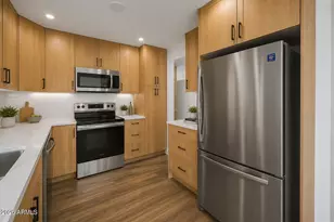 22221 N 31st Dr, Phoenix, AZ 85027 - Photo 12