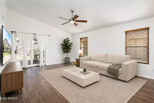 2926 E Brookwood Ct, Phoenix, AZ 85048 - Photo 2