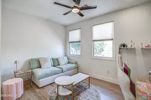 2316 E Balsam Dr, Chandler, AZ 85286 - Photo 8