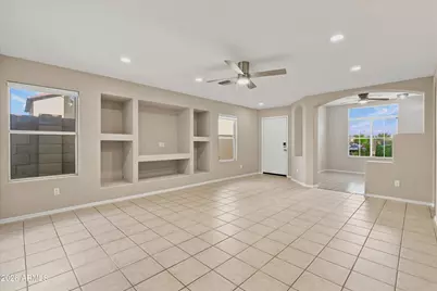15322 W Evans Drive, Surprise, AZ 85379 - Photo 2