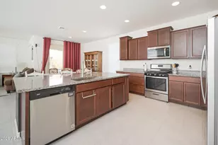 19204 W Harrison St, Goodyear, AZ 85338 - Photo 10