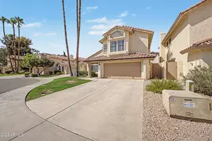 9152 E Jenan Dr, Scottsdale, AZ 85260 - Photo 2