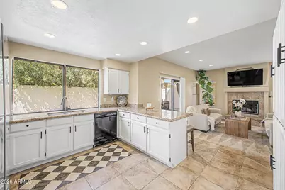 9152 E Jenan Drive, Scottsdale, AZ 85260 - Photo 18