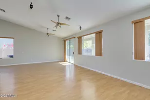 155 E Liberty Ln, Gilbert, AZ 85296 - Photo 4