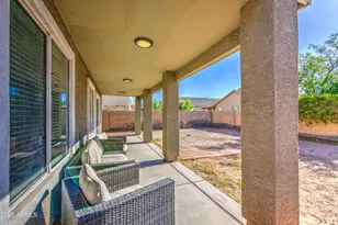 7228 S 42nd Dr, Phoenix, AZ 85041 - Photo 36