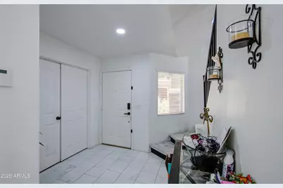 7228 S 42nd Drive, Phoenix, AZ 85041 - Photo 6