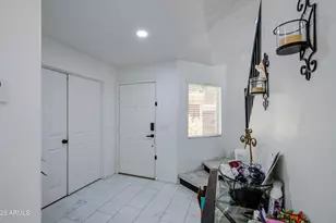 7228 S 42nd Dr, Phoenix, AZ 85041 - Photo 6