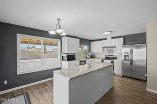 7953 W Sahuaro Dr, Peoria, AZ 85345 - Photo 12