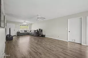 7953 W Sahuaro Dr, Peoria, AZ 85345 - Photo 6