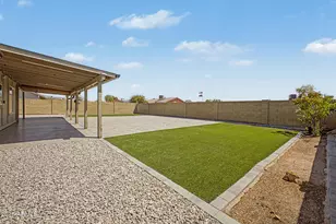 7953 W Sahuaro Dr, Peoria, AZ 85345 - Photo 32