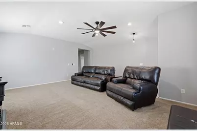 38528 N Dave Street, San Tan Valley, AZ 85140 - Photo 6