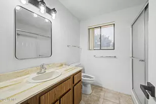 4827 E Paiute St, Phoenix, AZ 85044 - Photo 12